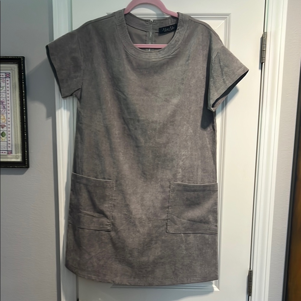 Shoe Shi Boutique Casual Gray Short Sleeve Corduroy Dress with Pockets